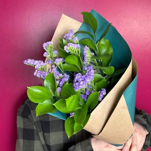 Interior Statitsa and Ruscus Min