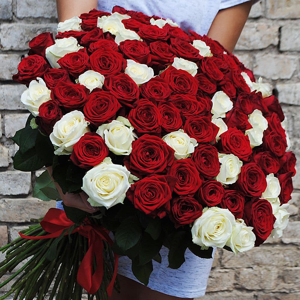 Букет из 101 розы для влюбленных 🌹
