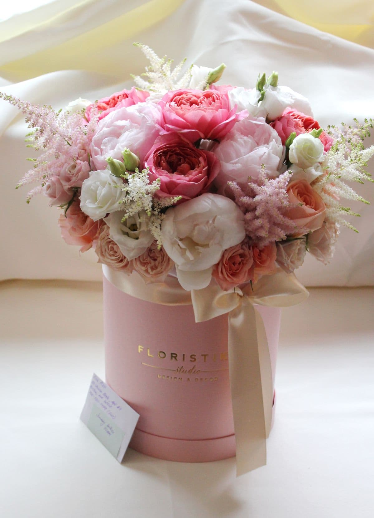Fresh boxed bouquet 🌿