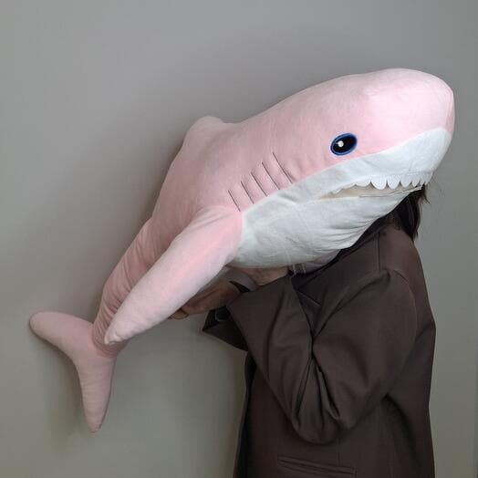 Soft toy "pink shark"