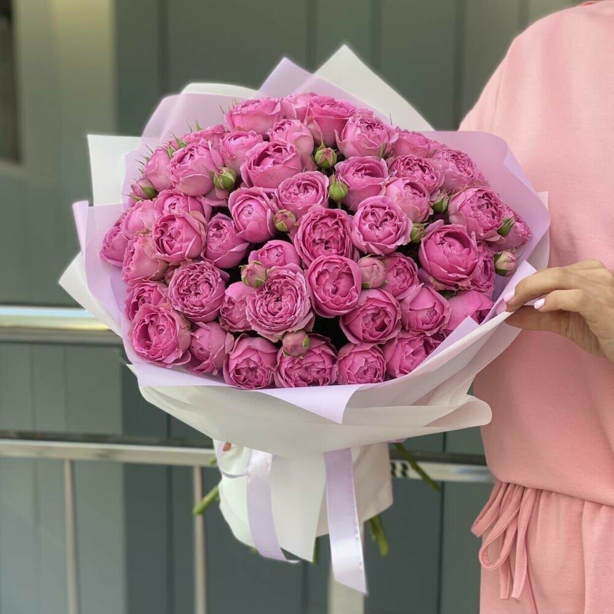 15 peony roses