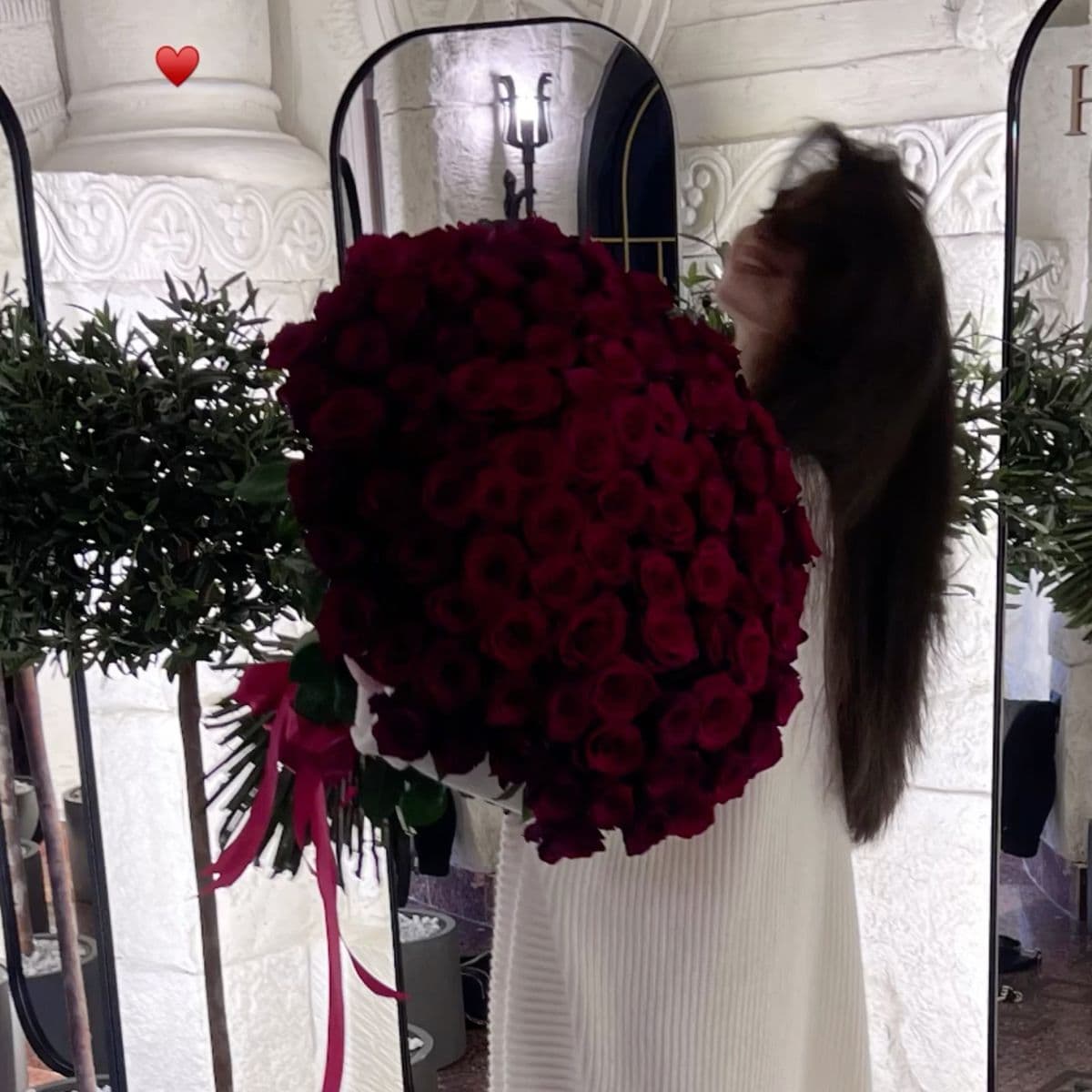 Royal bouquet of 1001 roses 👑