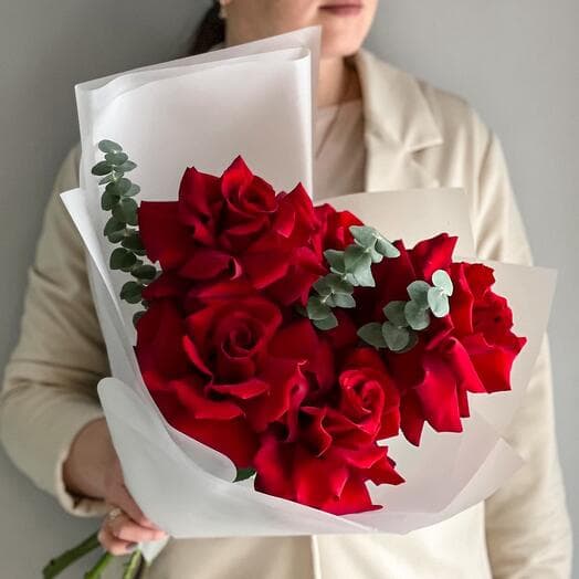 Красные розы Букет Французские Розы с Эвкалиптом