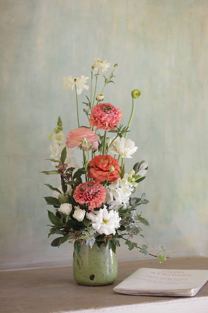 Роскошная композиция из цветов 🌸