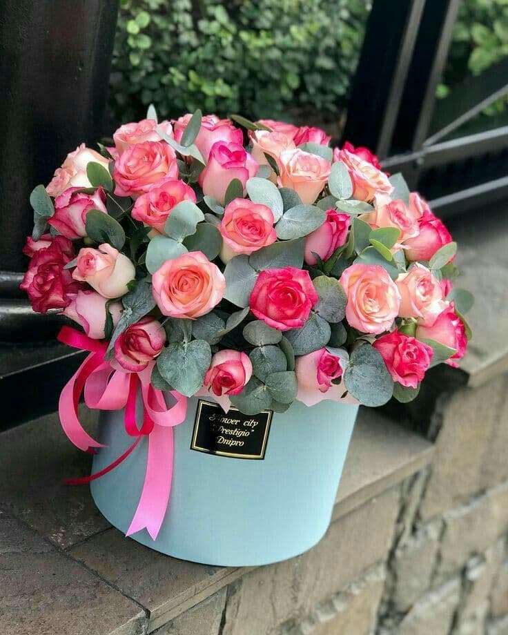 Festive flower box 🎉