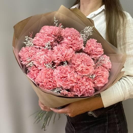 Bouquet of Dianthus "Flamingo"