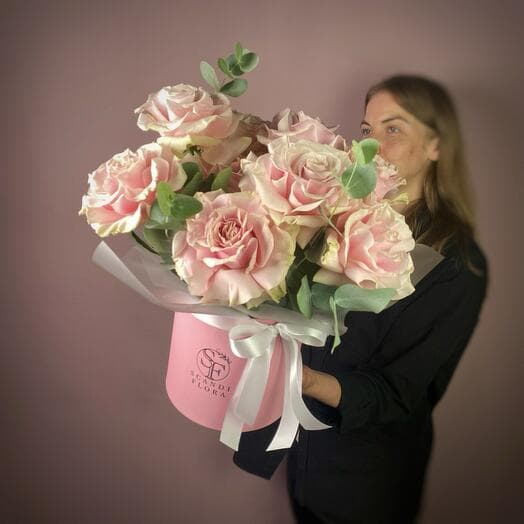 Flowers in a box with French roses. Scandi Flora 168