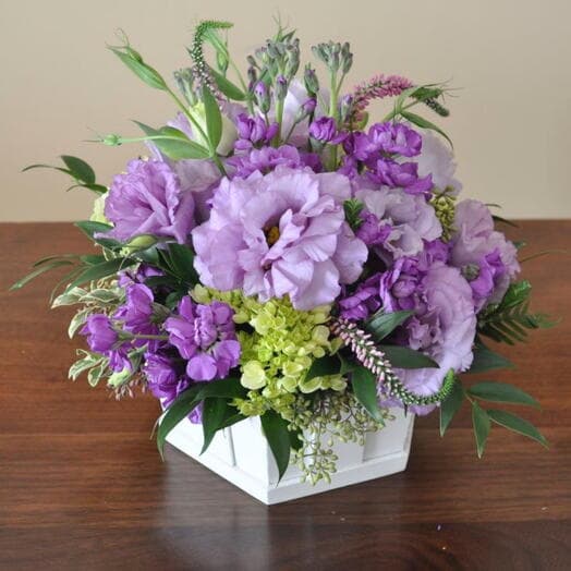 Table composition of wildflowers