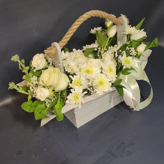 Kashpo with flowers