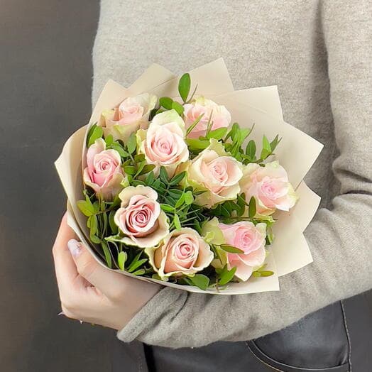 Bouquet -combination of roses pink atenna