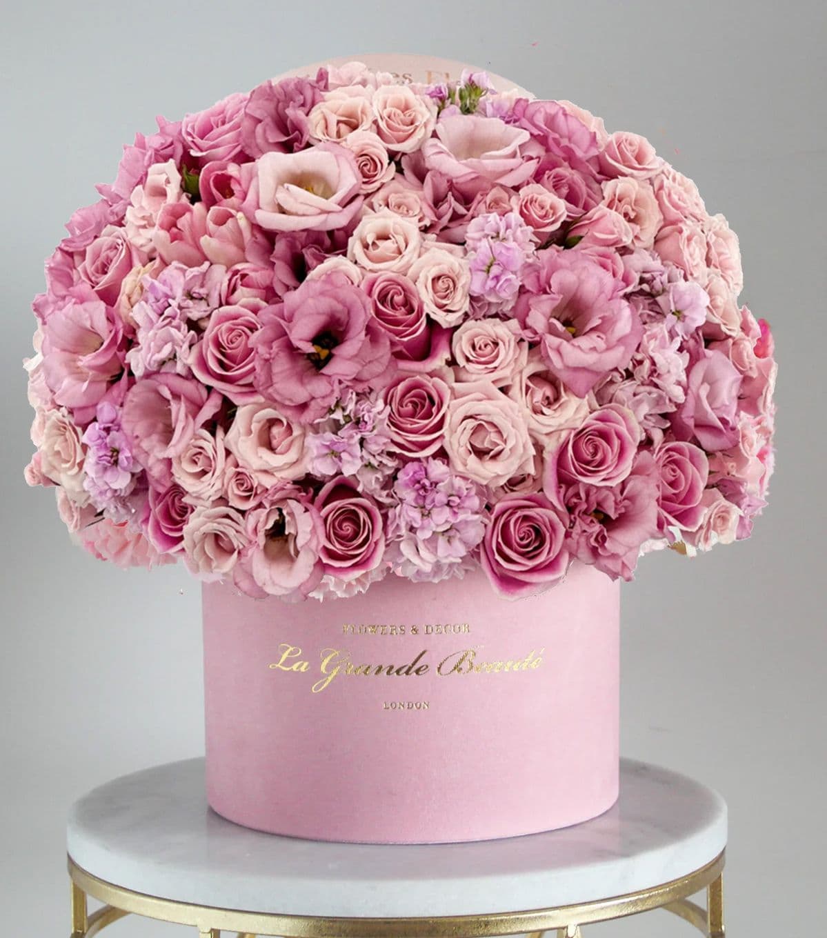 Luxurious flower box 🌸