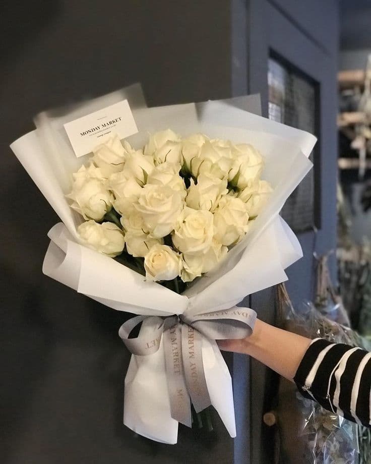 Весенняя композиция из цветов 🌼