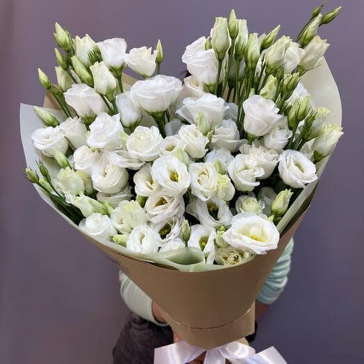 Bouquet of white eastoma 7pcs