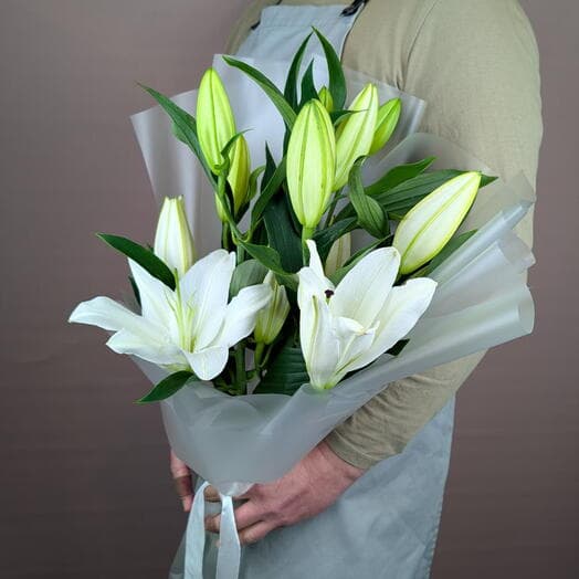 Монобукет из белых лилий