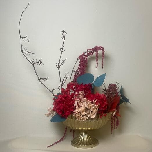Interior composition in a luxurious vase