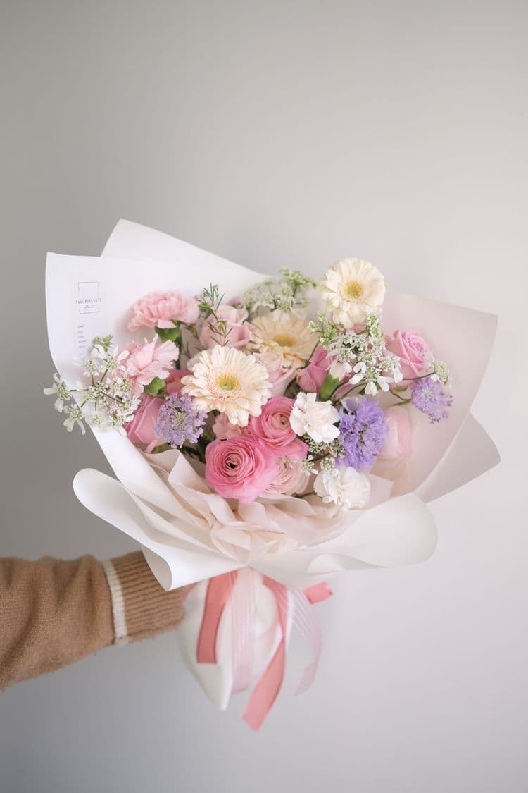 Tender floral composition 🌹