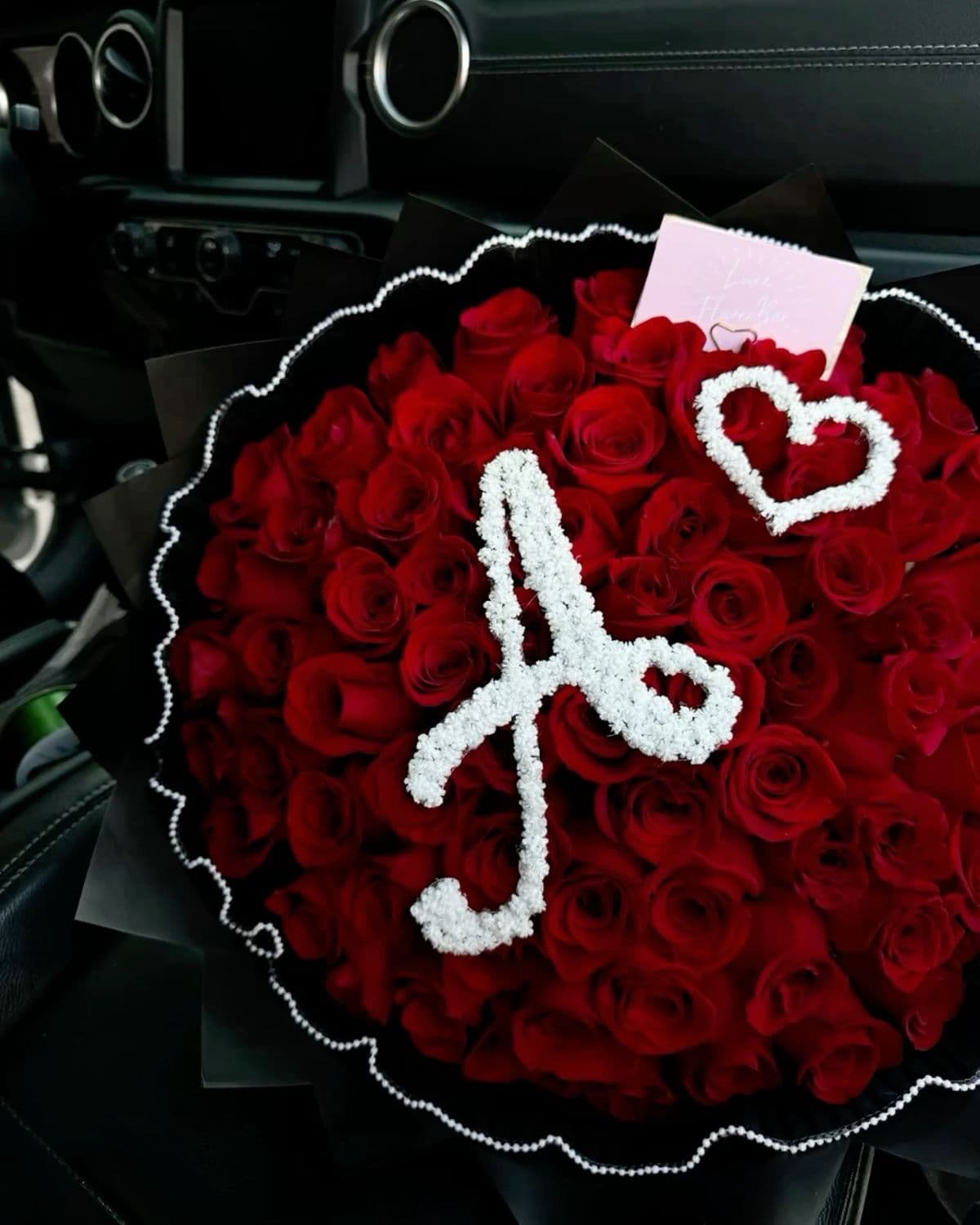 25 Red Roses Luxurious 💎