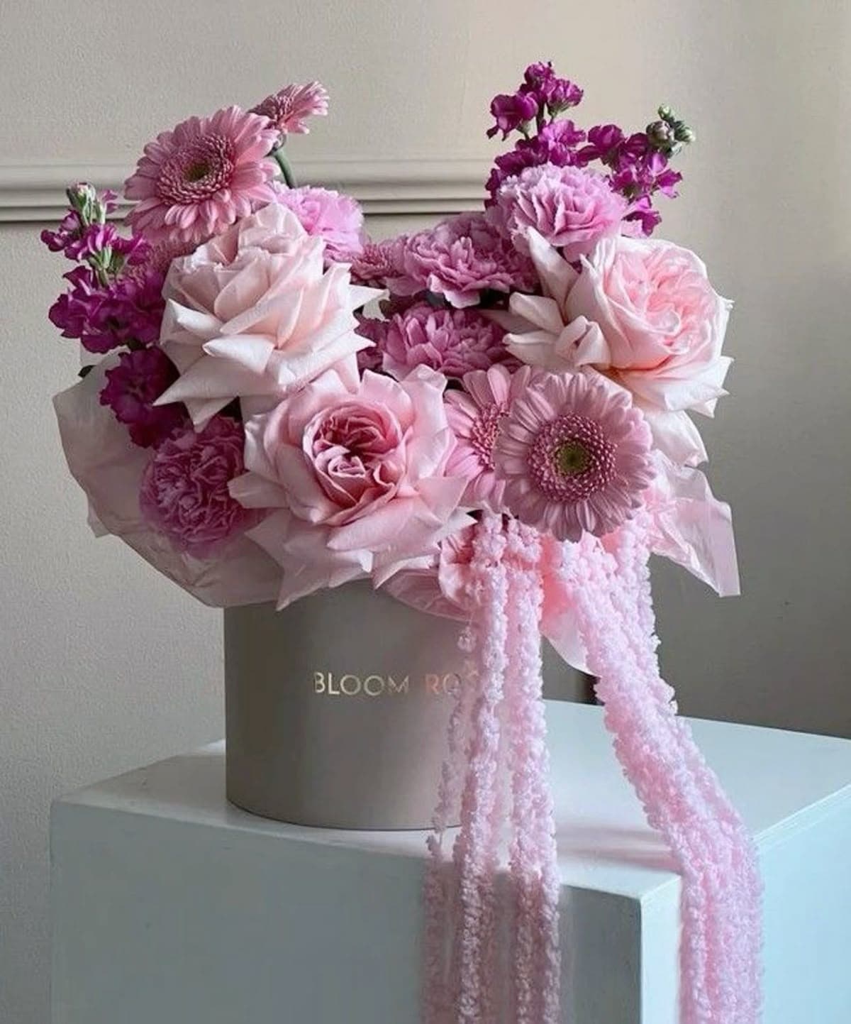Romantic boxed surprise 💐