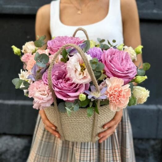 Romantic bag with flowers