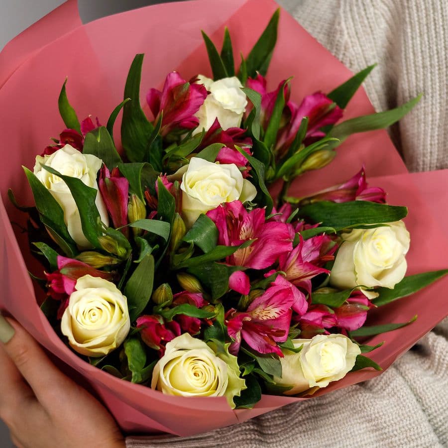 Unique author’s bouquet 🌿