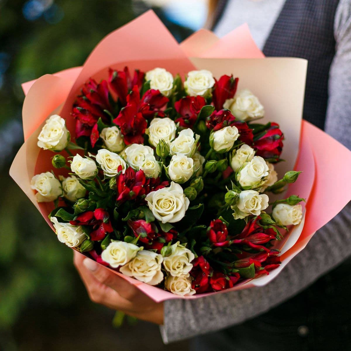 Unique author’s bouquet 🌿