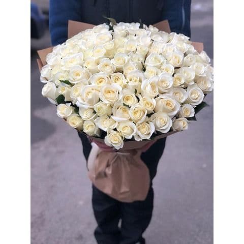 101 White Roses Gorgeous