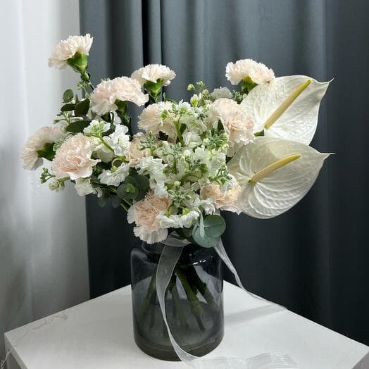 Delicate author's bouquet