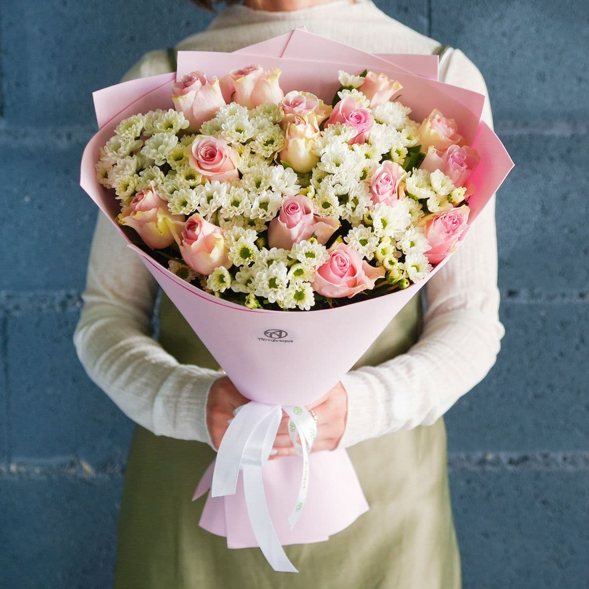 Unique author’s bouquet 🌿