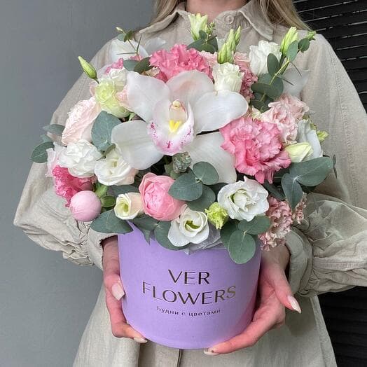 Orchids with pionoid roses and east in the box