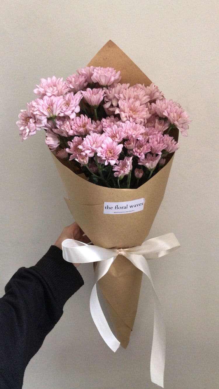 Spring mono bouquet 🌼