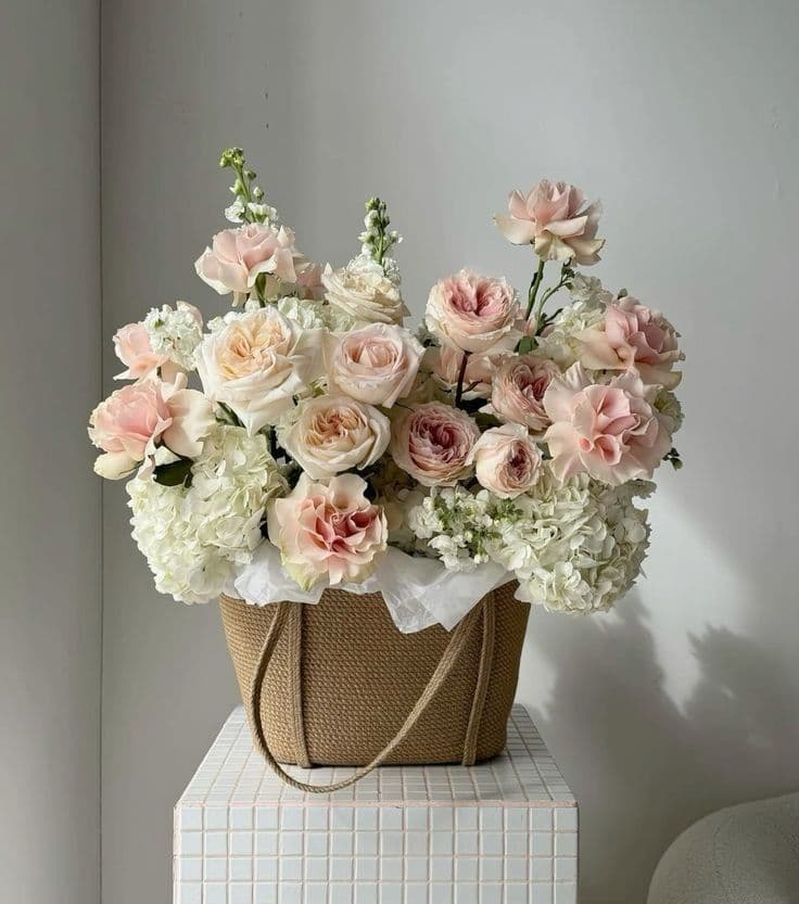 Luxurious flower box 🌷🌟