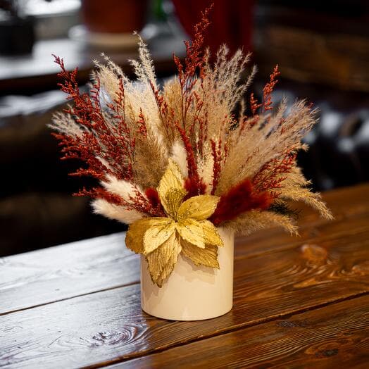 Dry -flower decor "Golden Charm"