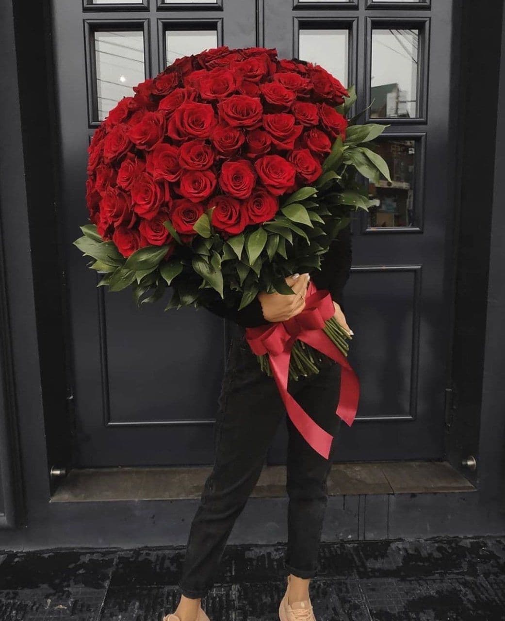1001 красная роза элегантная 🌹🌷