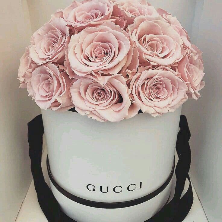 Роскошная цветочная коробка 🌸