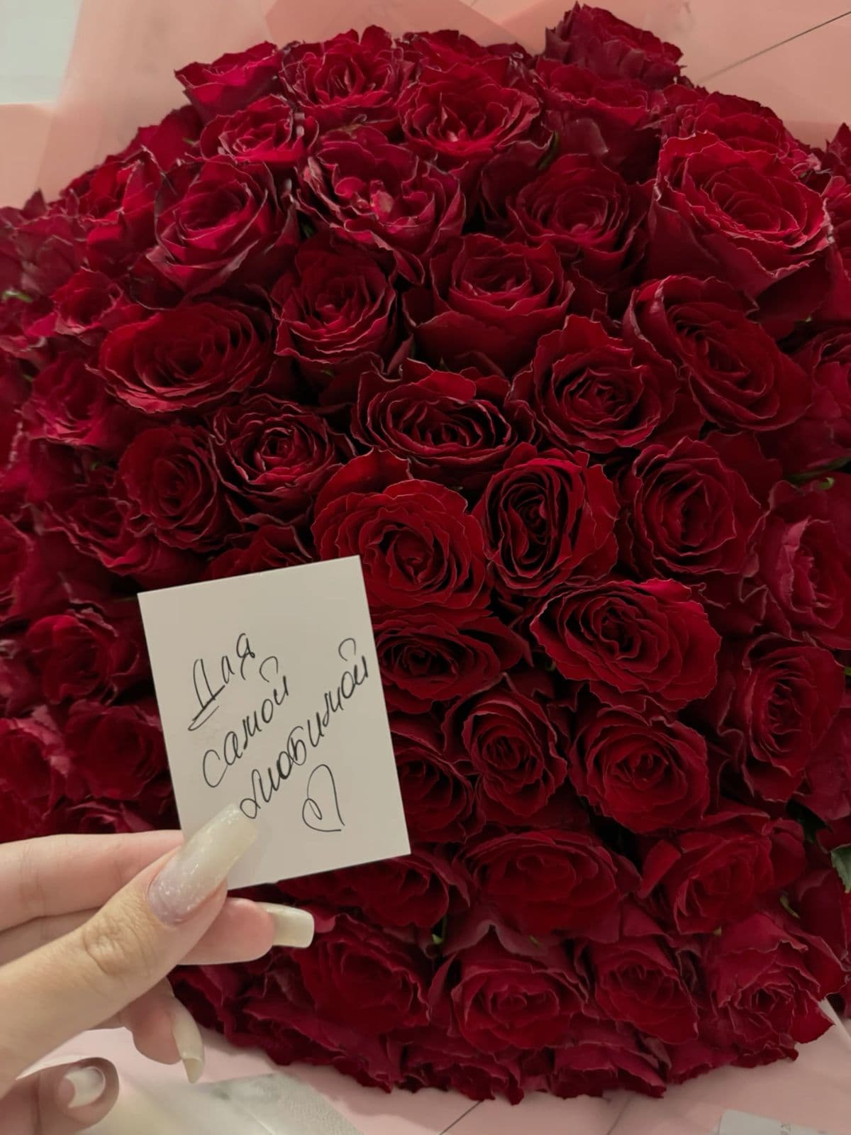 Bouquet of 1001 roses for an unforgettable confession 🌹