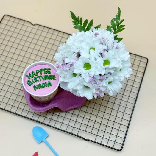 Bento cake in a glass of Hagrid (Harry Potter) and a flower glass of chrysanthemums