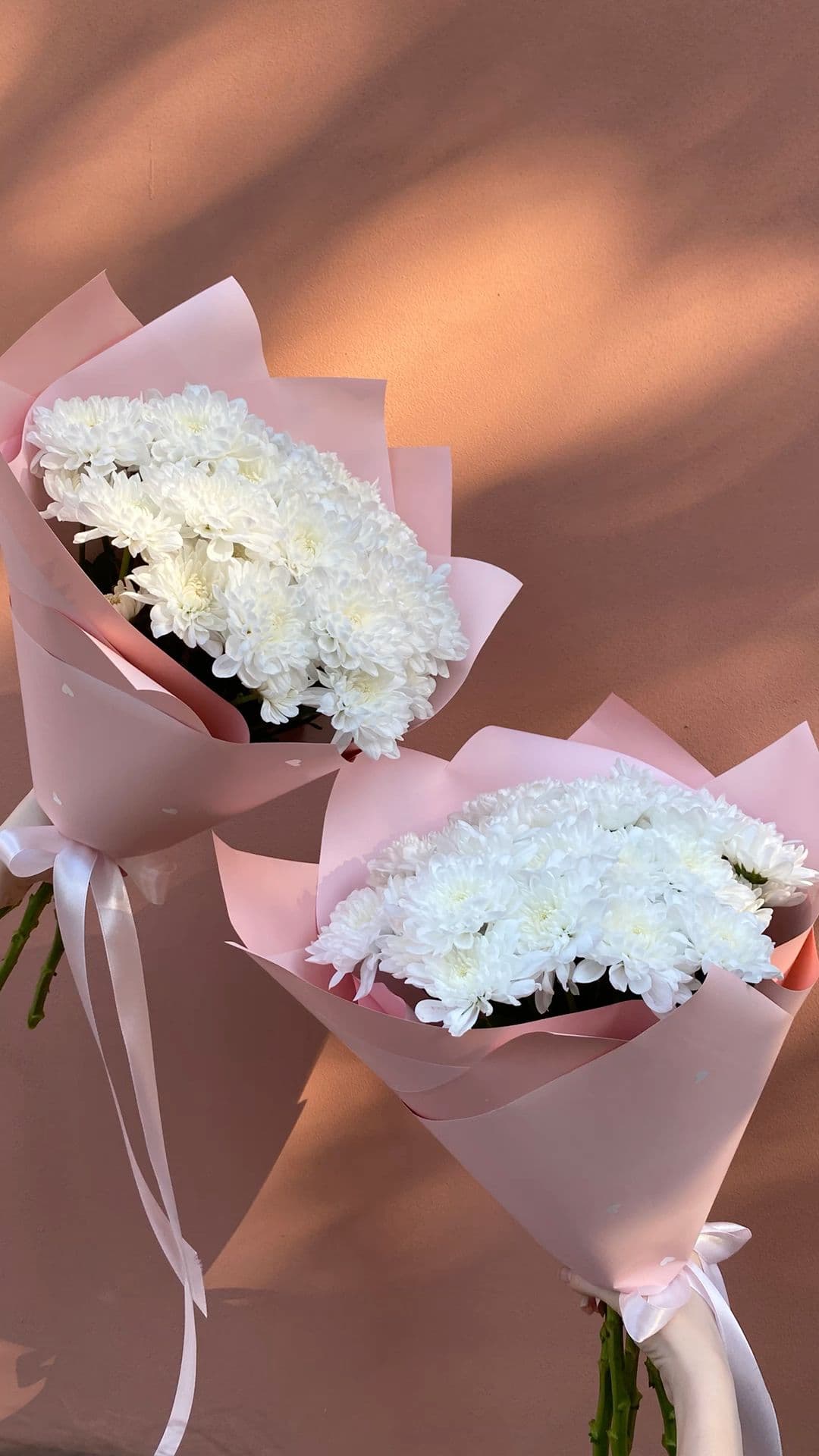 Festive mono bouquet 🎉