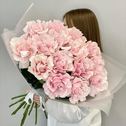 Magic of tenderness. Bouquet of roses premium