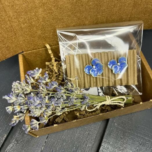 🪐 Magic gift: exquisite earrings - cloves in the form of a heavenly orchid + fragrant lavender