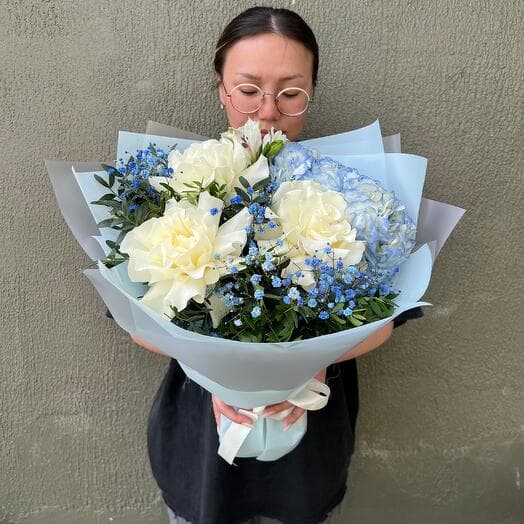Author's bouquet of French roses and hydrangea