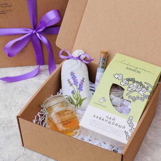 Gift set with lavender honey