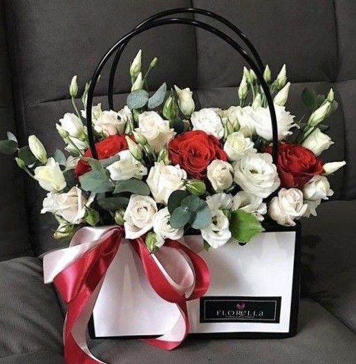 Fresh flower box 🌿🌞