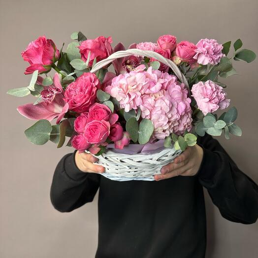 Basket with flowers