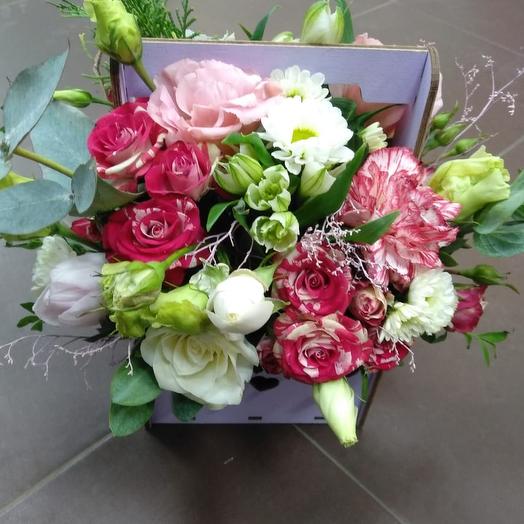 Flower composition in the box