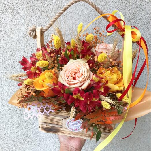 Box with flowers "Bright sun"