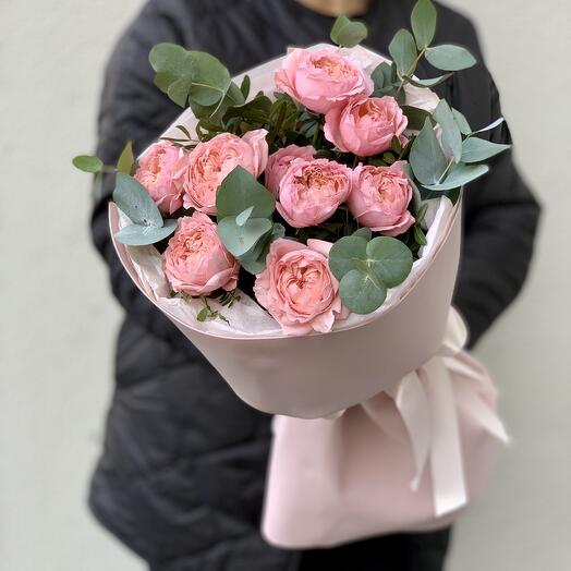 Pionovid bush rose "Juliet" with twigs of eucalyptus in stylish packaging