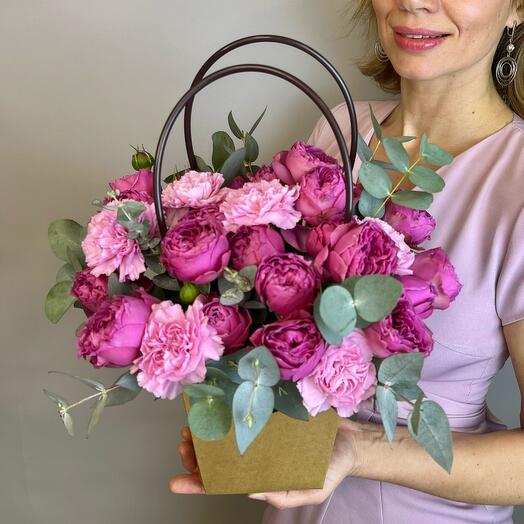 The composition "Raspberry Pionovite Fairy Tale"