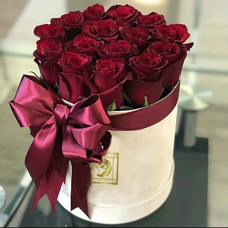 Романтичный сюрприз в коробке 💐