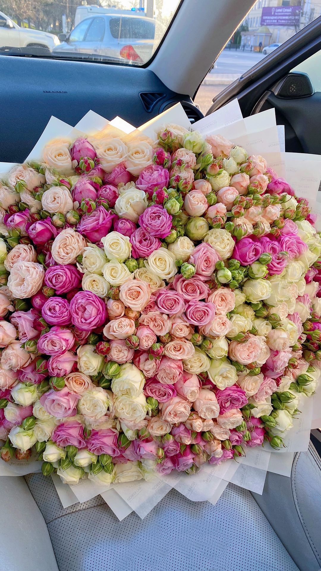 Cozy floral composition 🌺