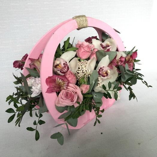 Композиция в ящичке Орхидеи розы